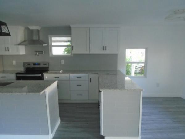 1974 MANAT Manufactured Home