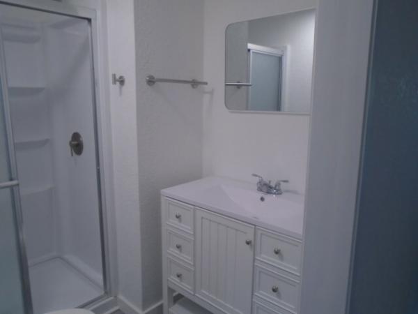 1974 MANAT Manufactured Home