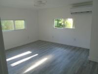 1974 MANAT Manufactured Home
