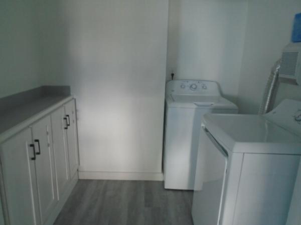 1974 MANAT Manufactured Home