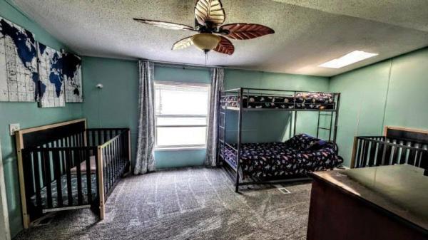 1990 Mobile Home