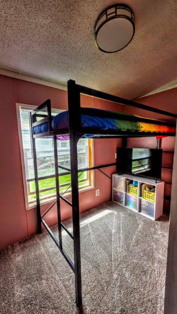 1990 Mobile Home