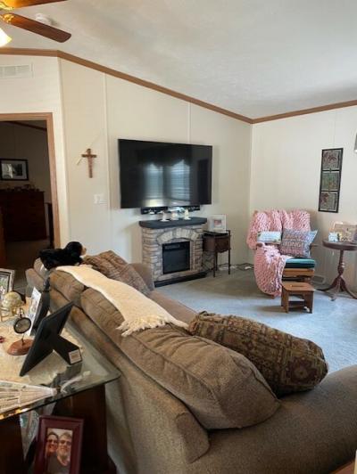 Photo 5 of 17 of home located at 28020 Charlemagne #X083 Romulus, MI 48174