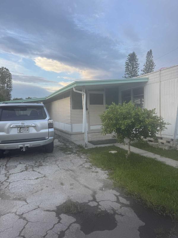 1982 Unknown 44 Mobile Home
