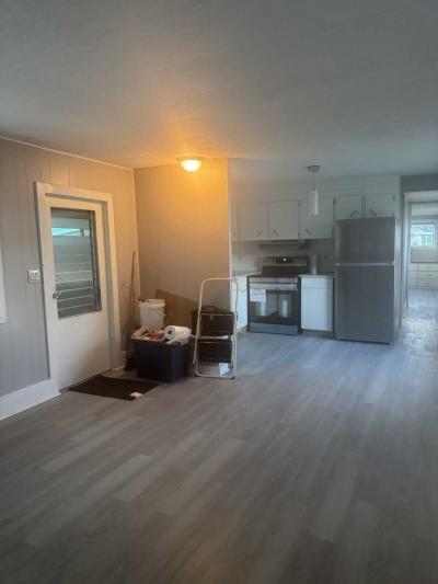 Photo 3 of 14 of home located at 5757 66th St N #46 Saint Petersburg, FL 33709
