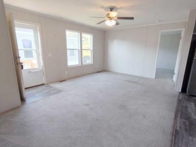 Photo 2 of 8 of home located at 2738 South Ivy Mount Pleasant, MI 48858
