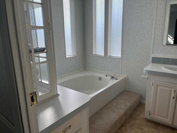1994 2BA/2BA Mobile Home