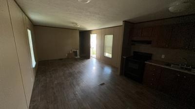 Photo 5 of 13 of home located at 11315 Tannis Rd Saint Amant, LA 70774