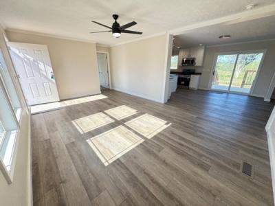 Photo 5 of 16 of home located at 222 Community Dr. Madisonville, TN 37354