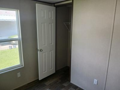 Photo 5 of 9 of home located at 3200 Westwood Rd Trl 99 Westlake, LA 70669