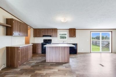Photo 4 of 19 of home located at 609 Everest Rd Church Point, LA 70525