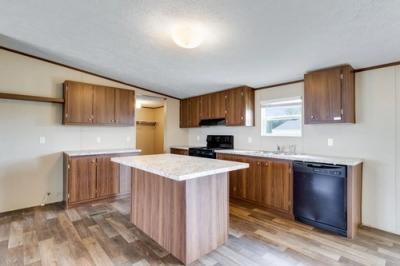 Photo 5 of 19 of home located at 609 Everest Rd Church Point, LA 70525