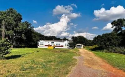 Mobile Home at 8311 S 16th St Waukomis, OK 73773