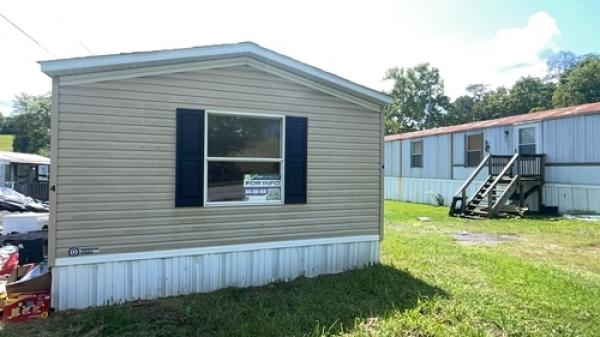 2004 FREEDOM Manufactured Home