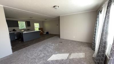 Photo 5 of 10 of home located at 133 Brass Lane Caryville, TN 37714