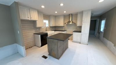 Photo 3 of 11 of home located at 400 Ivey Ln Pikeville, NC 27863