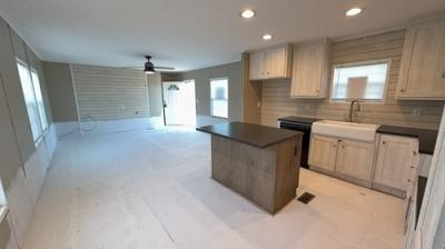 Photo 4 of 11 of home located at 400 Ivey Ln Pikeville, NC 27863
