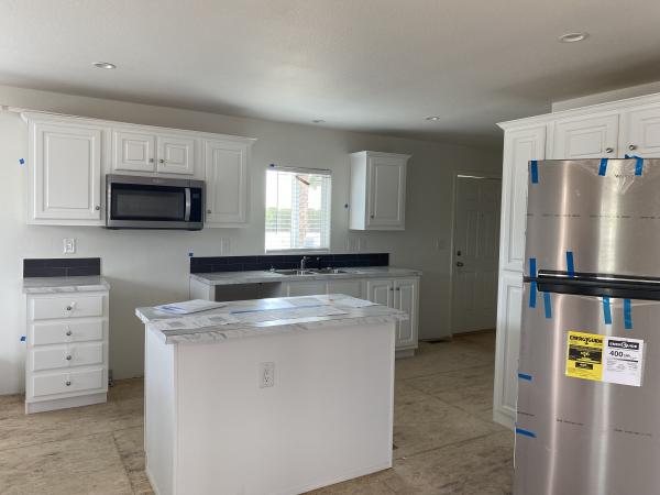 2025 Champion SRE2844PC Mobile Home