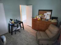 1986 Barr Manufactured Home