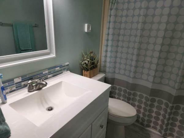 1986 Barr Manufactured Home