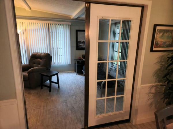 1986 Barr Manufactured Home