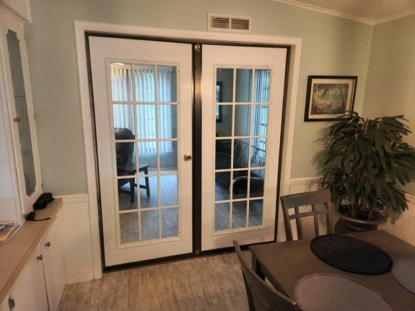 1986 Barr Manufactured Home