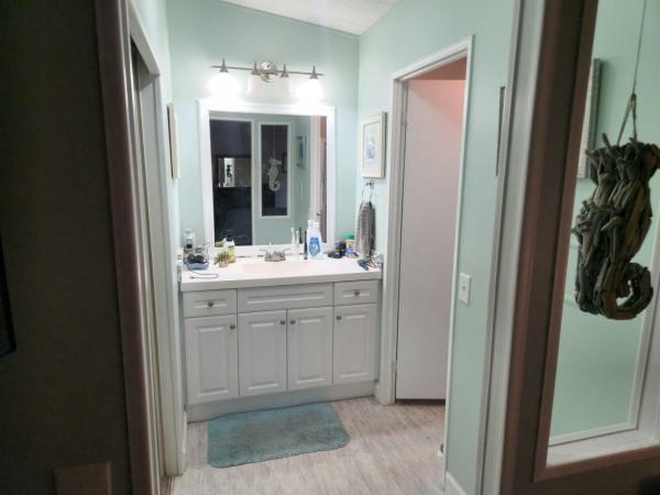 1986 Barr Manufactured Home