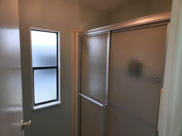 1986 Barr Manufactured Home