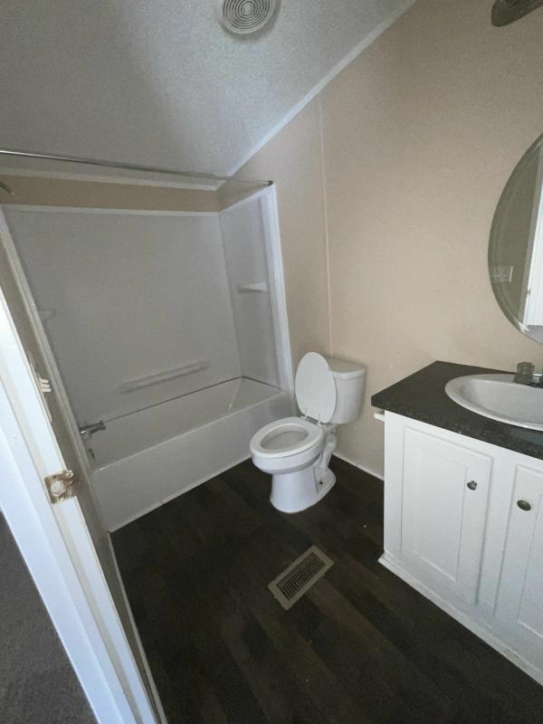 2006 Clayton Homes Inc Heritage Mobile Home