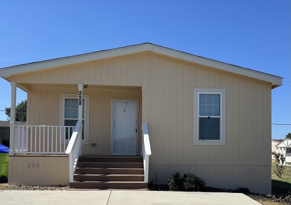 2018 Champion CH2846B Mobile Home