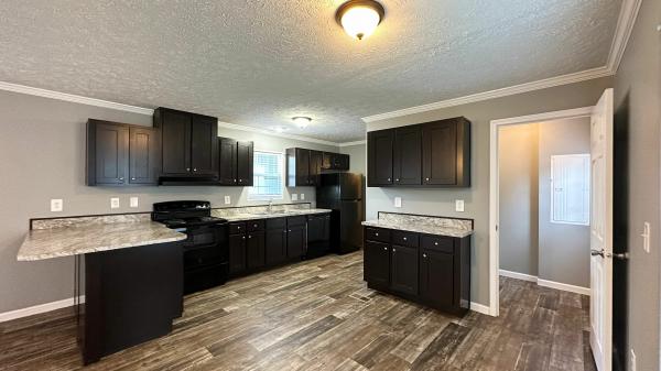 2017 Clayton Homes Inc Yes Mobile Home