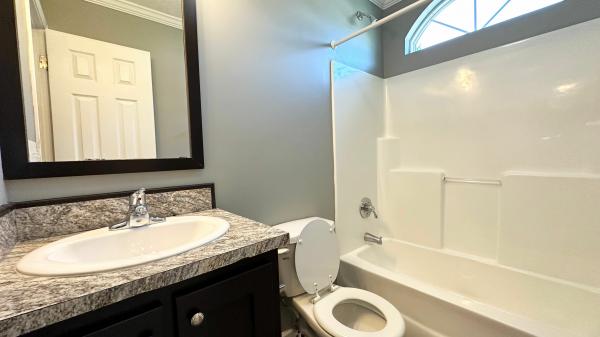 2017 Clayton Homes Inc Yes Mobile Home