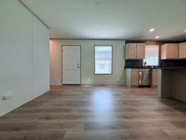 2025 Clayton-Wakarusa Manufactured Home