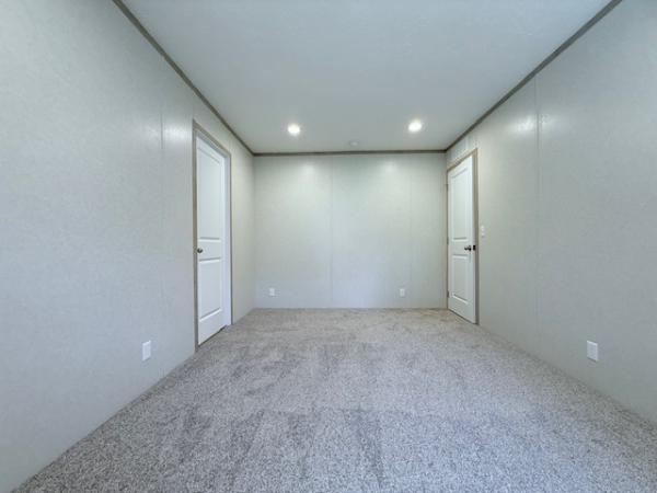 2025 Clayton-Wakarusa Manufactured Home