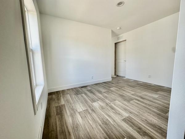 2025 Clayton-Redwood Falls  Home