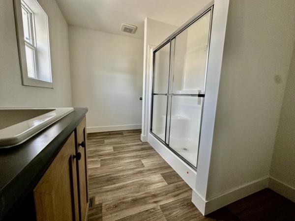 2025 Clayton-Redwood Falls  Home