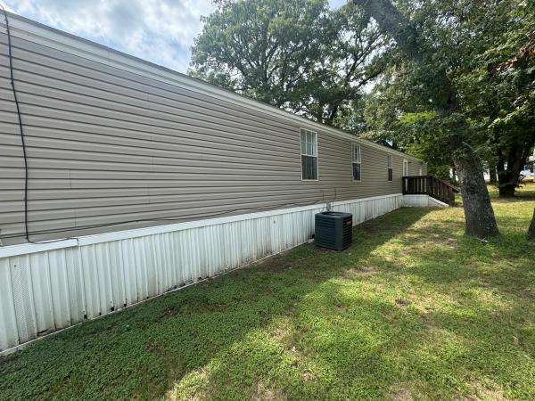 2005 Cappaert Mfg Housing Cairo 1887 Mobile Home