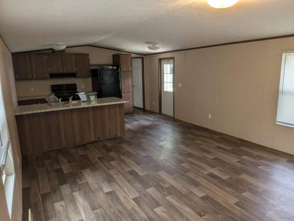 2021  Mobile Home For Sale