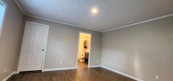 2022 430IN16723A  Home