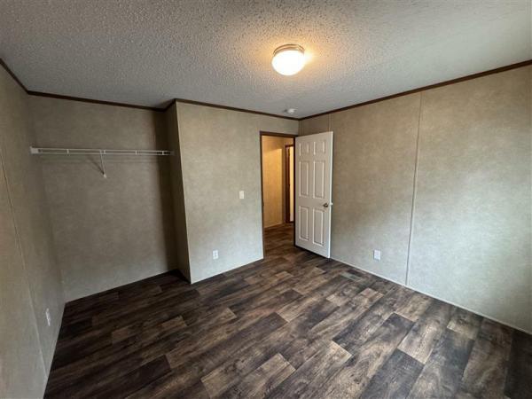 2018 LH168032AF  Home
