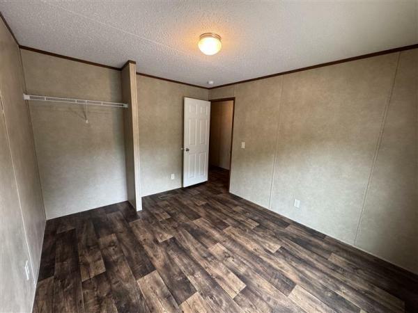 2018 LH168032AF  Home