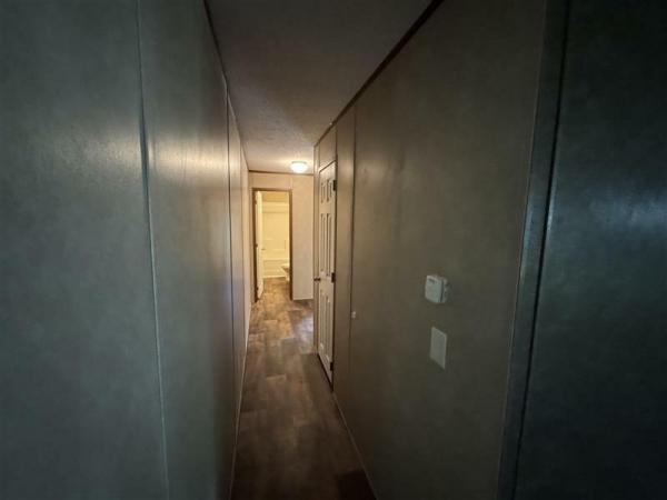 2018 LH168032AF  Home