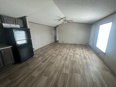 Photo 4 of 8 of home located at 310 Hester Ave, #43 Donna, TX 78537