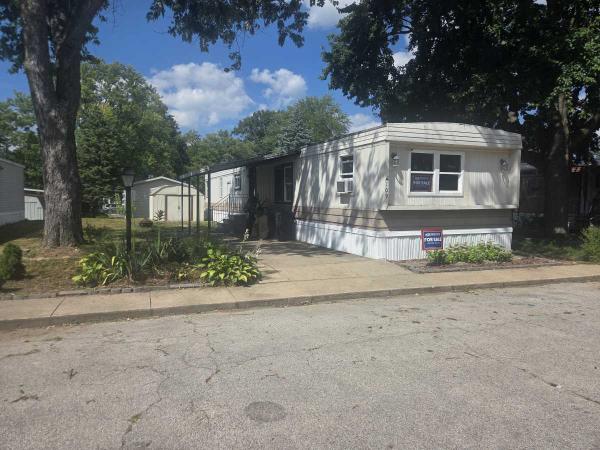 1974 1974 Greenbriar Mobile Home