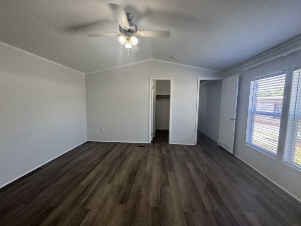 2023 Solitaire 372 Manufactured Home