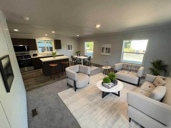 1979 Manufactured Home