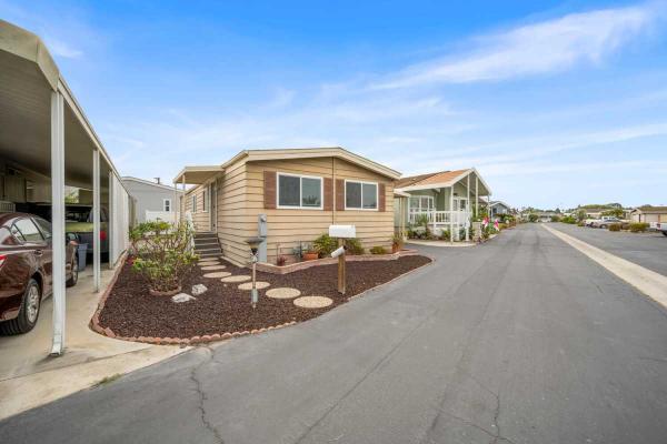 1981 Commodore Mobile Home For Sale