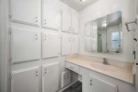 1981 Commodore Paramount Manufactured Home