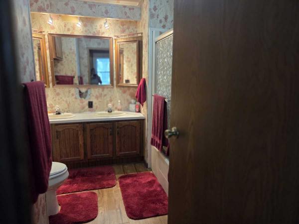 1984 1984 Victorian Mobile Home