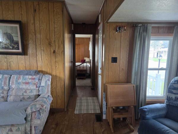 1984 1984 Victorian Mobile Home